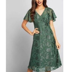 Anna Sui Green Flutter Sleeve Metallic Floral Dress Overlay- Size 8